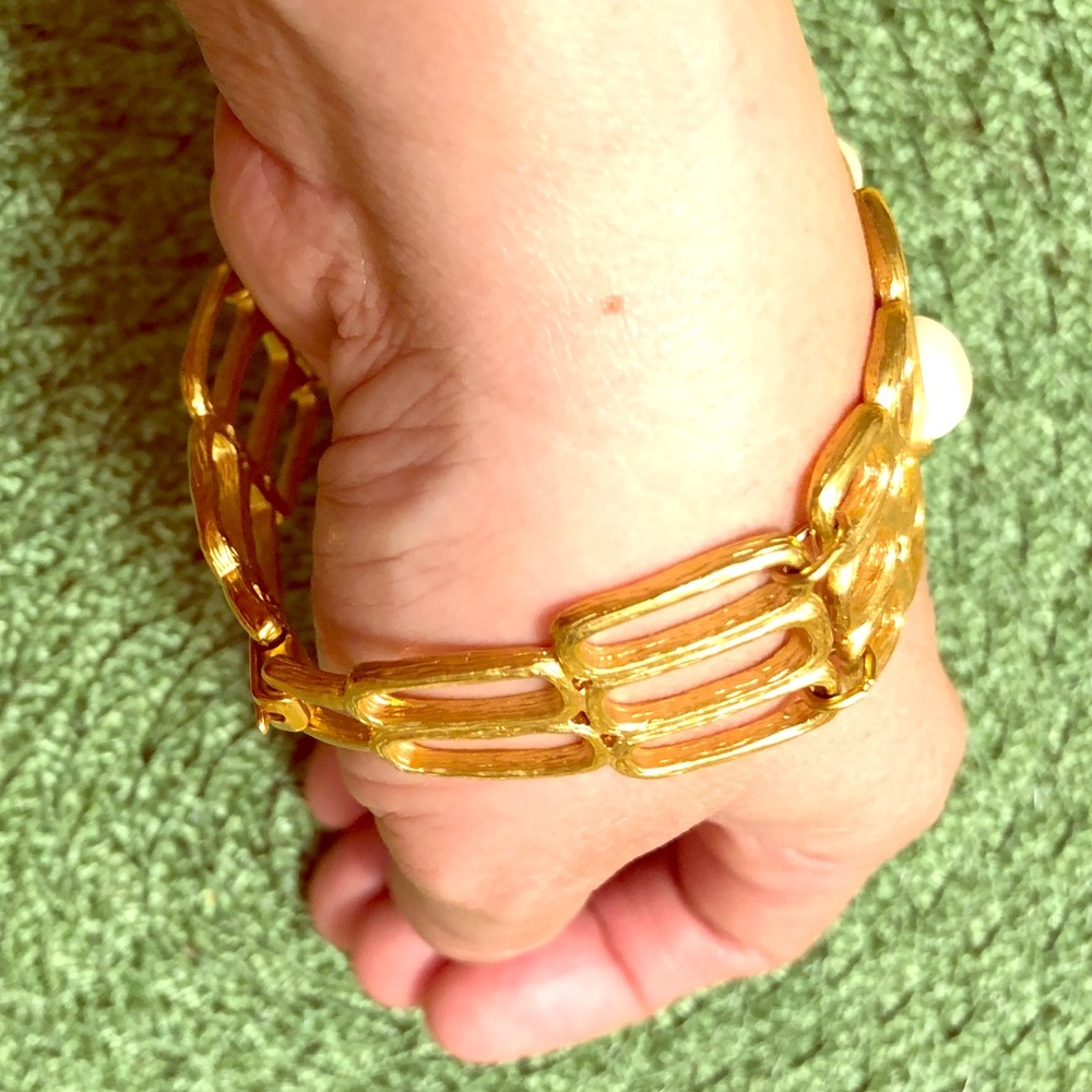 ⭐️VINTAGE BRACELET & NECKLACE⭐️ - Picture 3 of 6